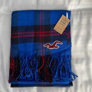 Hollister men’s winter scarf